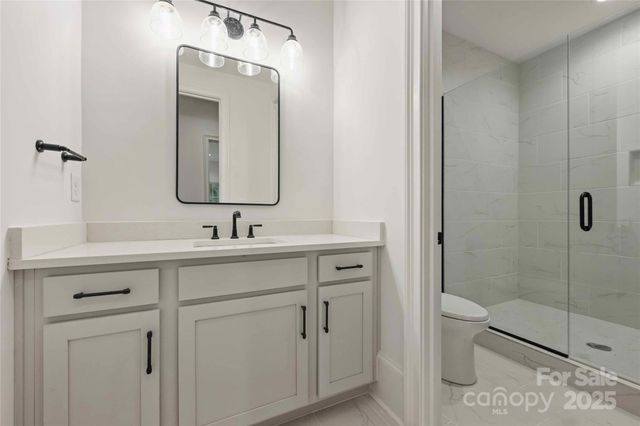 7010 Chateau Bordeaux Lane, Charlotte, NC 28270