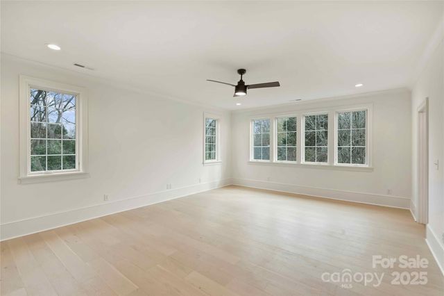 7010 Chateau Bordeaux Lane, Charlotte, NC 28270