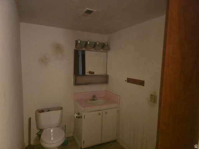247 E NICOLETTI DR, Midvale, UT 84047