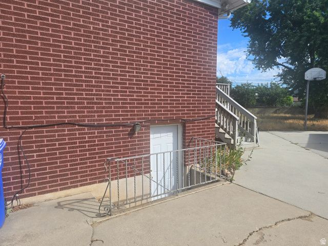 247 E NICOLETTI DR, Midvale, UT 84047