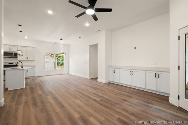 8020 Hudson Lane, Georgetown, IN 47122