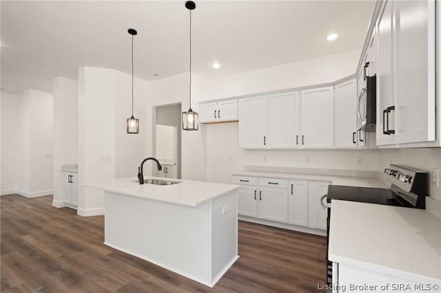 8020 Hudson Lane, Georgetown, IN 47122