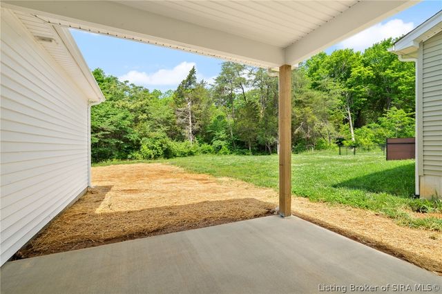 8020 Hudson Lane, Georgetown, IN 47122