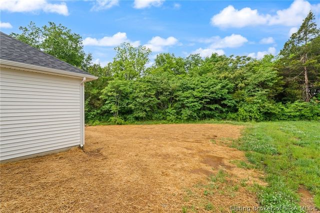 8020 Hudson Lane, Georgetown, IN 47122