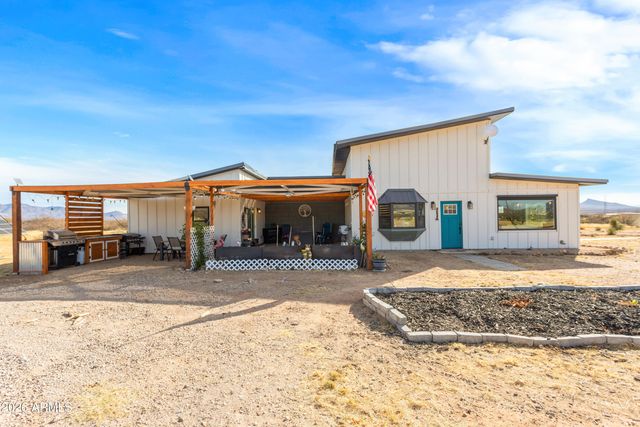 11441 S SAMUEL Road, Hereford, AZ 85615