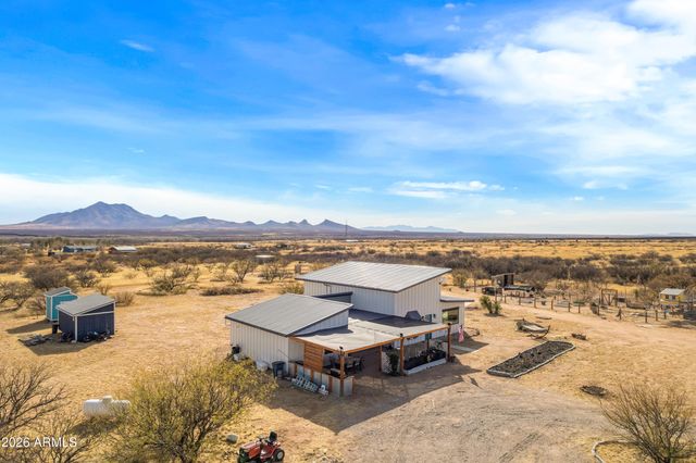 11441 S SAMUEL Road, Hereford, AZ 85615