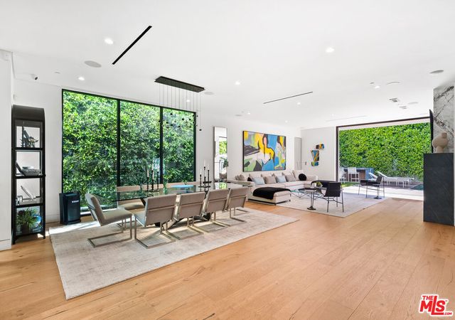 849 N Spaulding Avenue, Los Angeles, CA 90046