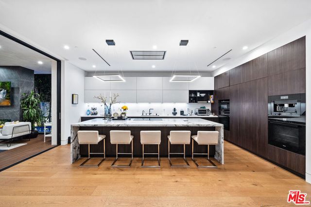 849 N Spaulding Avenue, Los Angeles, CA 90046