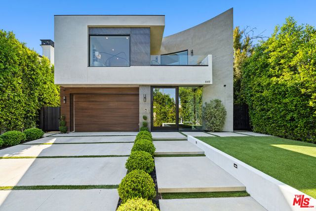 849 N Spaulding Avenue, Los Angeles, CA 90046