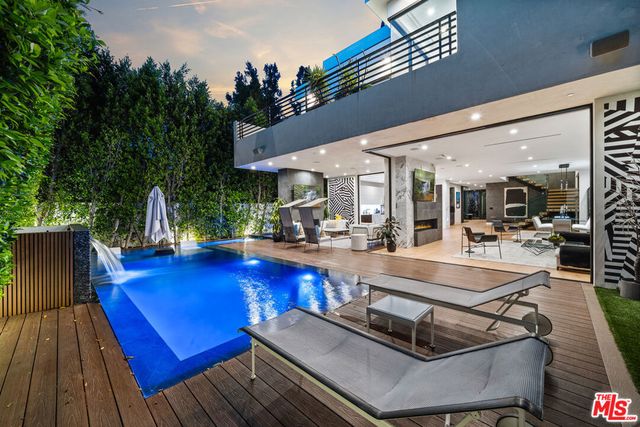 849 N Spaulding Avenue, Los Angeles, CA 90046