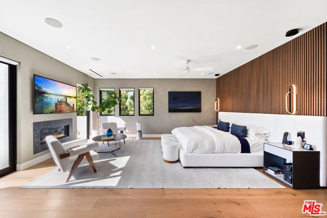 849 N Spaulding Avenue, Los Angeles, CA 90046