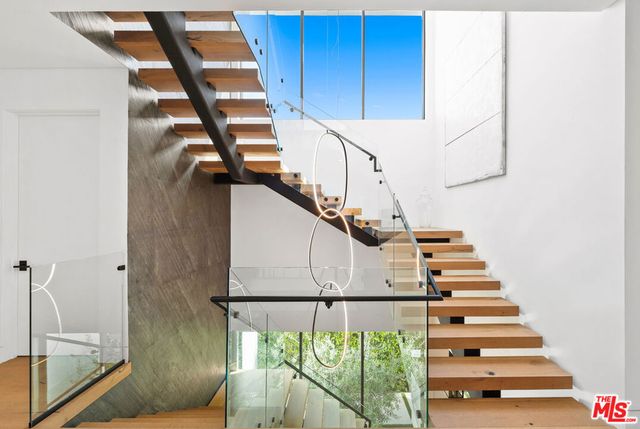 849 N Spaulding Avenue, Los Angeles, CA 90046