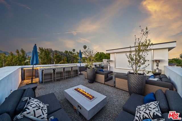 849 N Spaulding Avenue, Los Angeles, CA 90046