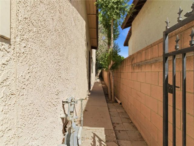 19745 Lull Street, Winnetka, CA 91306