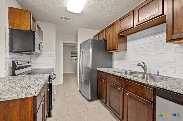 907 Hackberry Street, Copperas Cove, TX 76522