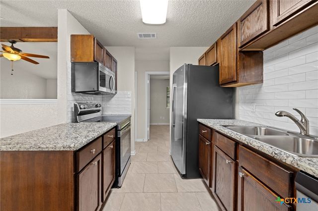 907 Hackberry Street, Copperas Cove, TX 76522