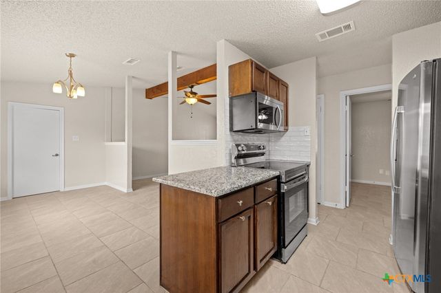 907 Hackberry Street, Copperas Cove, TX 76522