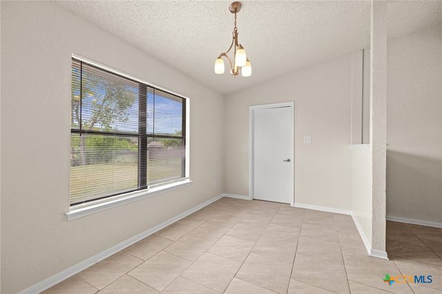 907 Hackberry Street, Copperas Cove, TX 76522
