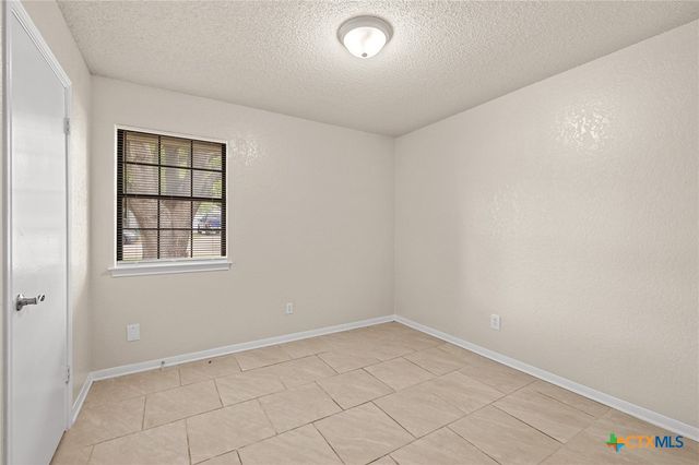 907 Hackberry Street, Copperas Cove, TX 76522