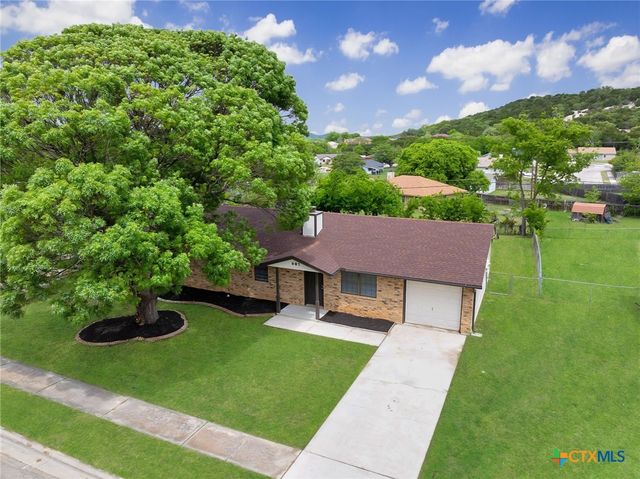 907 Hackberry Street, Copperas Cove, TX 76522