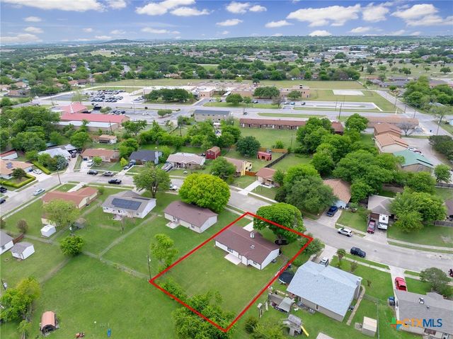 907 Hackberry Street, Copperas Cove, TX 76522