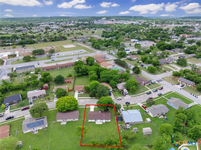 907 Hackberry Street, Copperas Cove, TX 76522