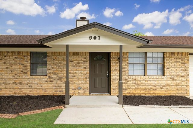 907 Hackberry Street, Copperas Cove, TX 76522