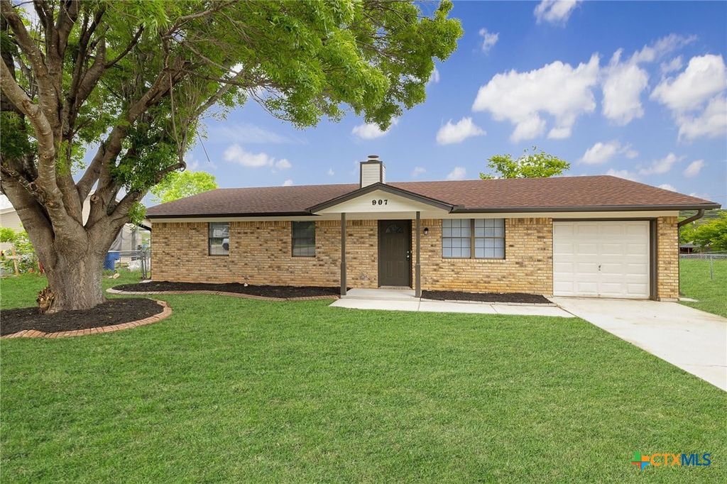 907 Hackberry Street, Copperas Cove, TX 76522