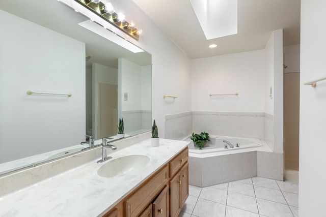 611 Flambeau Court, Romeoville, IL 60446