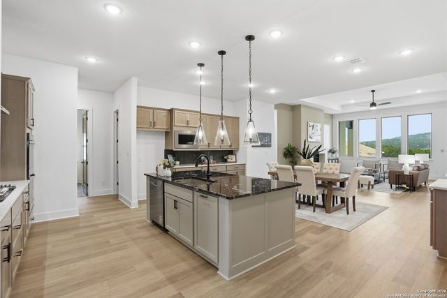 1404 Specie Creek, San Antonio, TX 78260