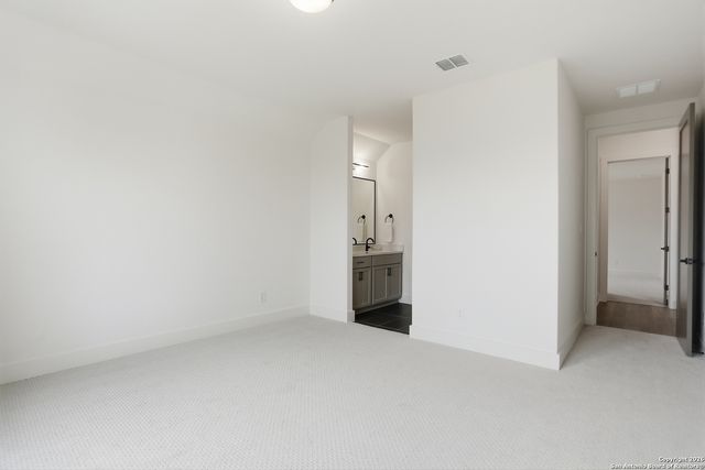 1404 Specie Creek, San Antonio, TX 78260