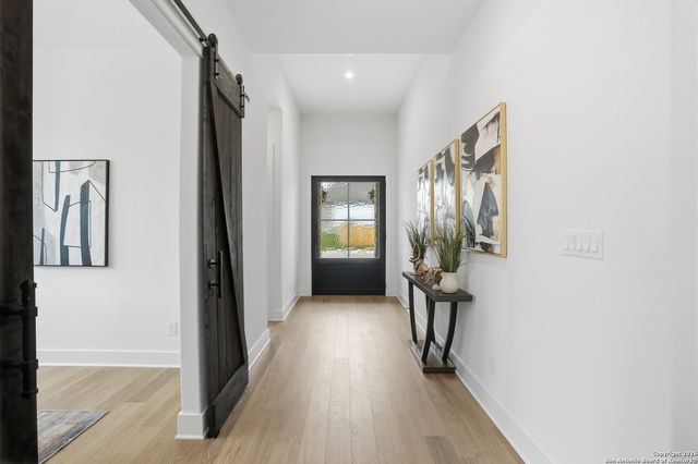 1404 Specie Creek, San Antonio, TX 78260