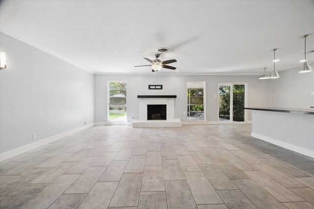9407 Meadowbriar Lane, Houston, TX 77063