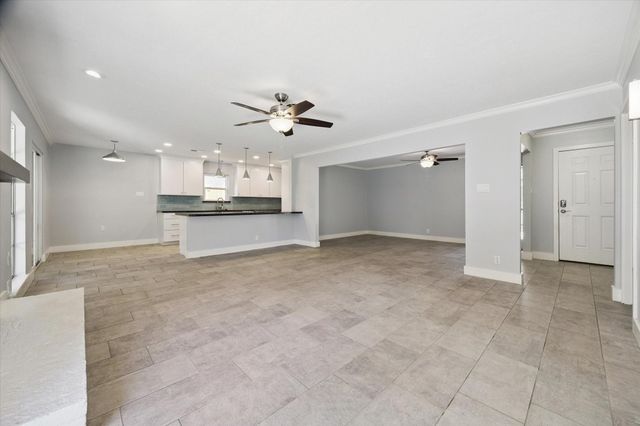 9407 Meadowbriar Lane, Houston, TX 77063