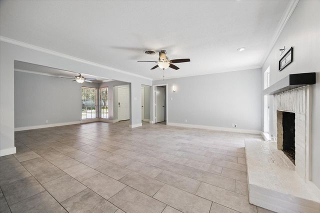 9407 Meadowbriar Lane, Houston, TX 77063
