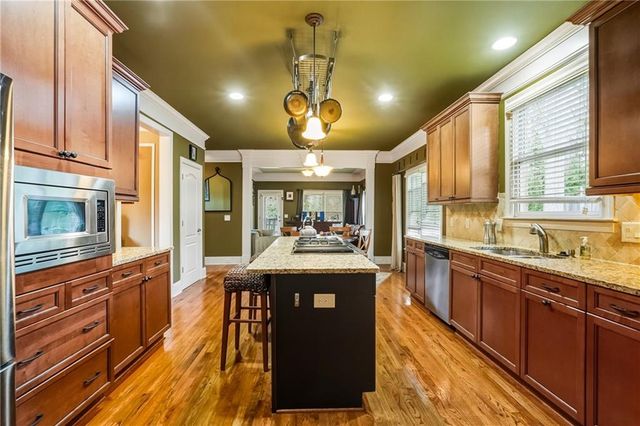 2255 Abbey Cove Court, Marietta, GA 30062