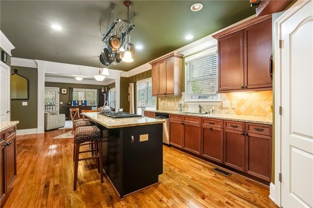 2255 Abbey Cove Court, Marietta, GA 30062