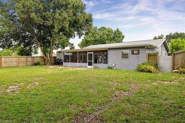3100 8th ST W, Lehigh Acres, FL 33971