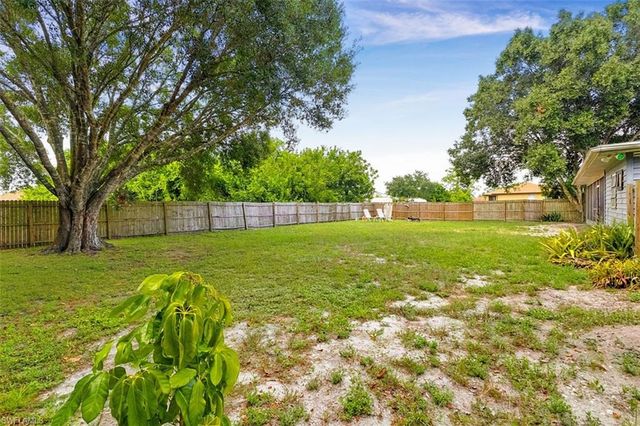 3100 8th ST W, Lehigh Acres, FL 33971