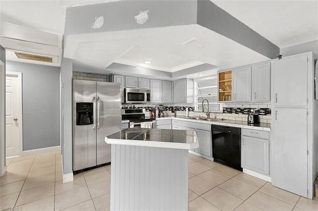 3100 8th ST W, Lehigh Acres, FL 33971