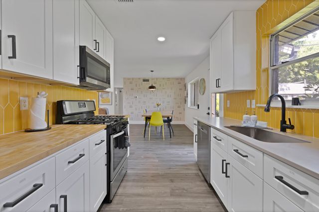 429 Melrose Drive, Richardson, TX 75080