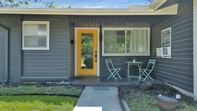 429 Melrose Drive, Richardson, TX 75080