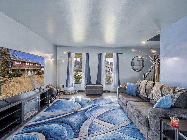 4436 S 90th STREET, Greenfield, WI 53228