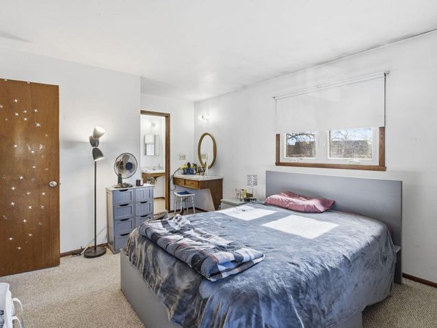 4436 S 90th STREET, Greenfield, WI 53228