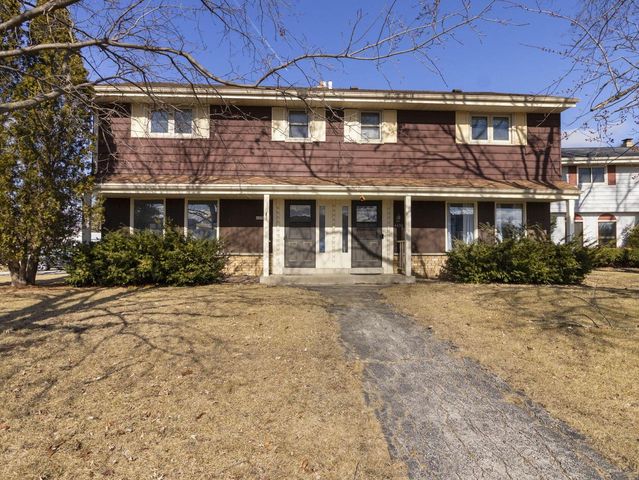 4436 S 90th STREET, Greenfield, WI 53228