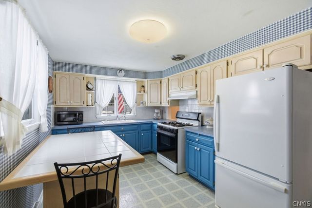 7 Trelign Drive, Cicero, NY 13212