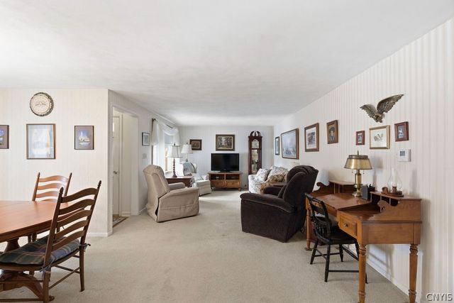 7 Trelign Drive, Cicero, NY 13212