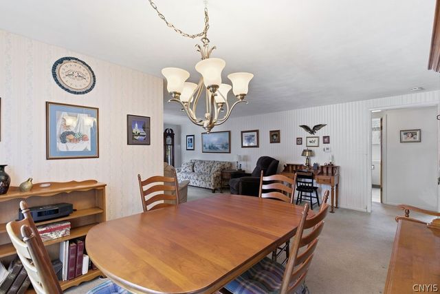 7 Trelign Drive, Cicero, NY 13212