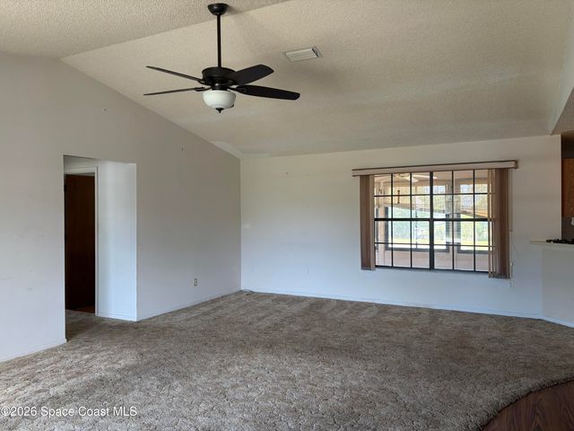 618 Americana Boulevard NE, Palm Bay, FL 32907