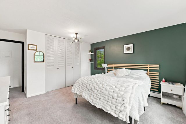 4370 Brookside Court 302, Edina, MN 55436